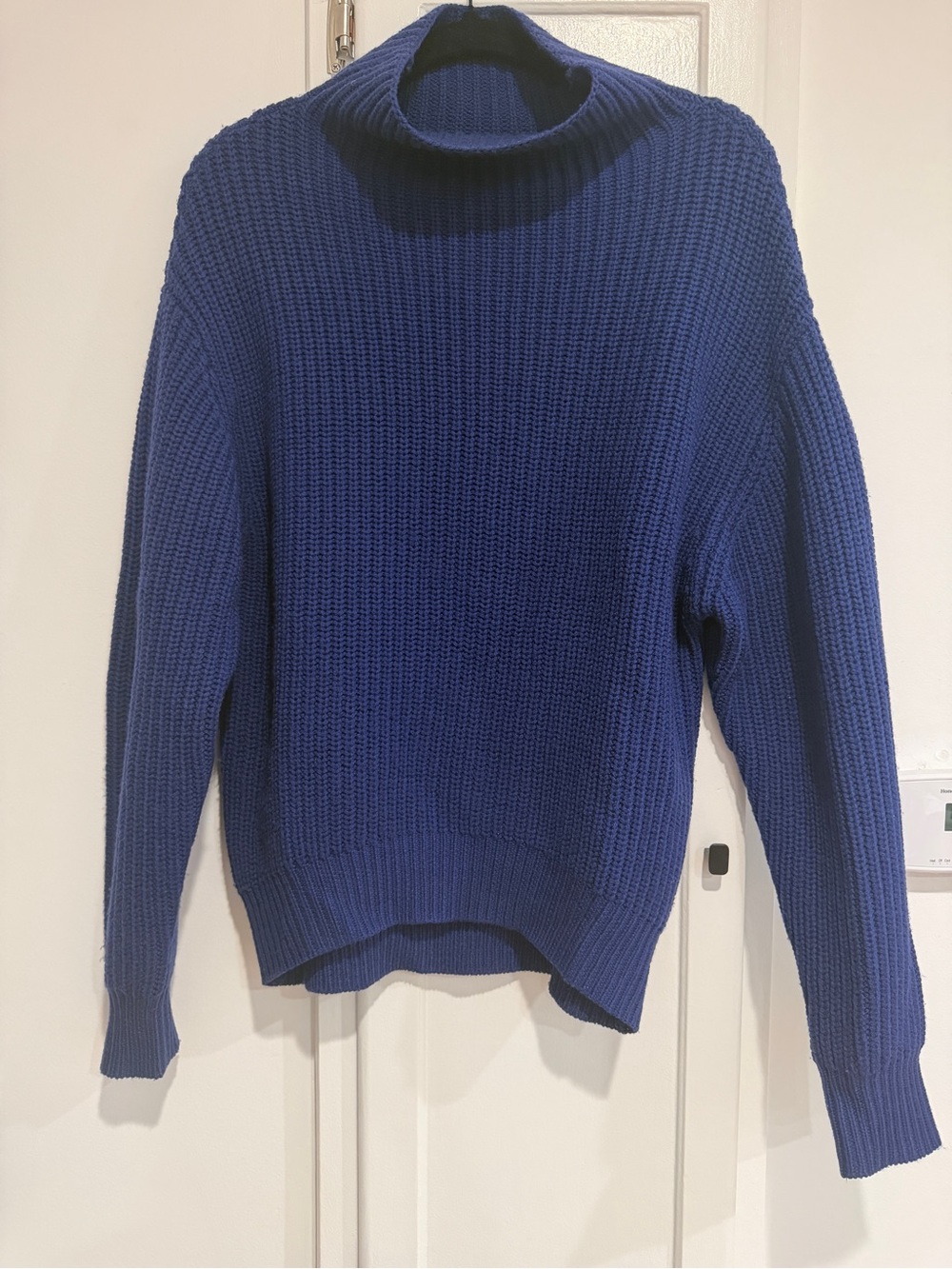 Aritzia Wilfred Montpellier turtleneck sweater